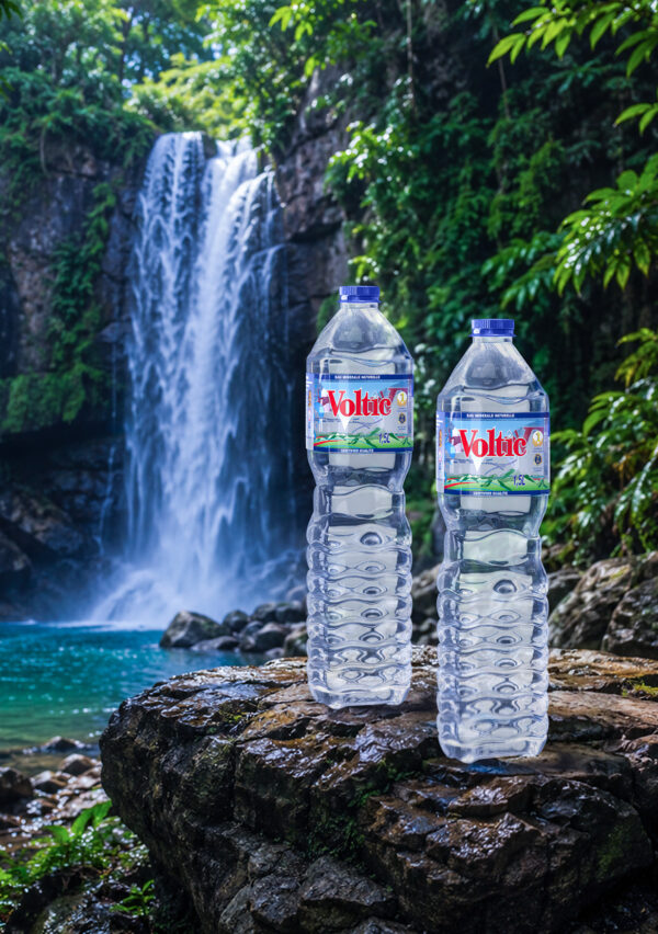 1,5L Bouteille d’eau minérale 1,5 L